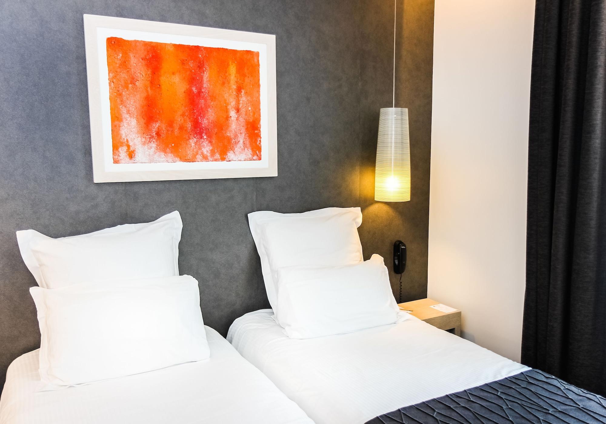 Hotel Western Gare Saint-jean 4*